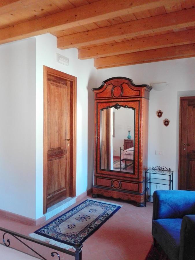 B&B Castello Malaspina Di Tresana Luaran gambar